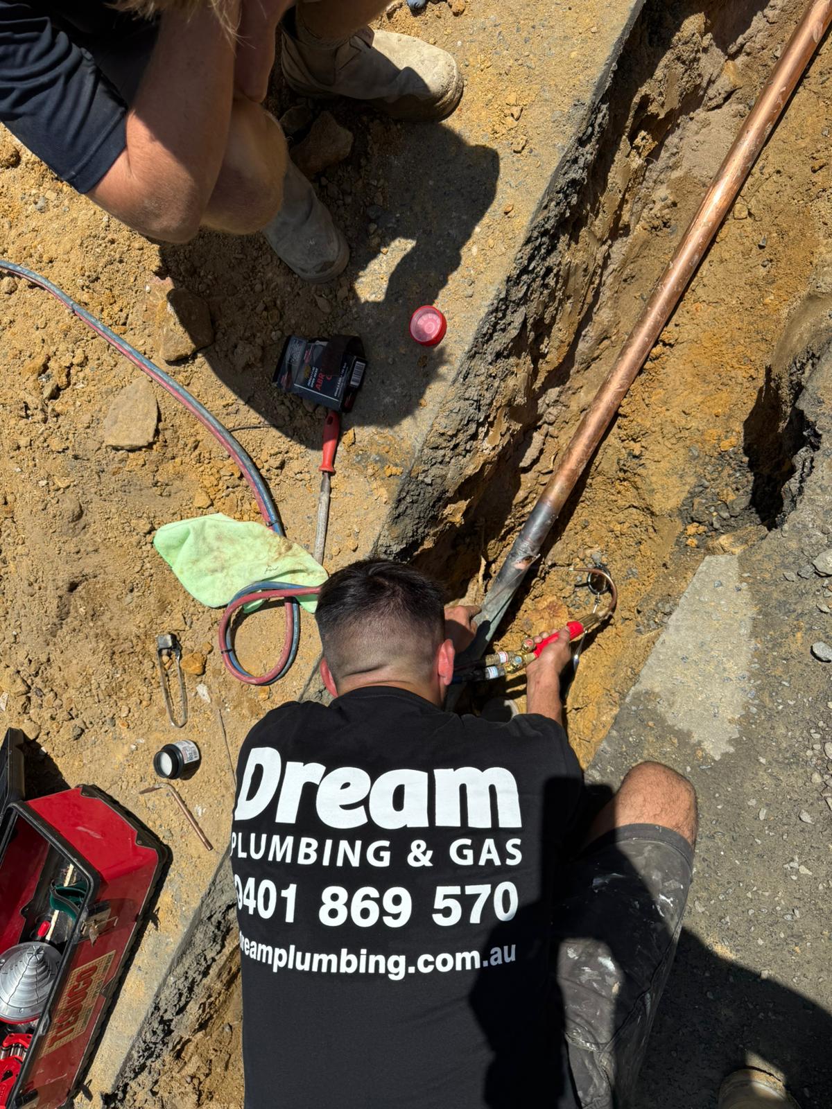 Ben the director of dream plumbing and gas working on gas plumber repairs
